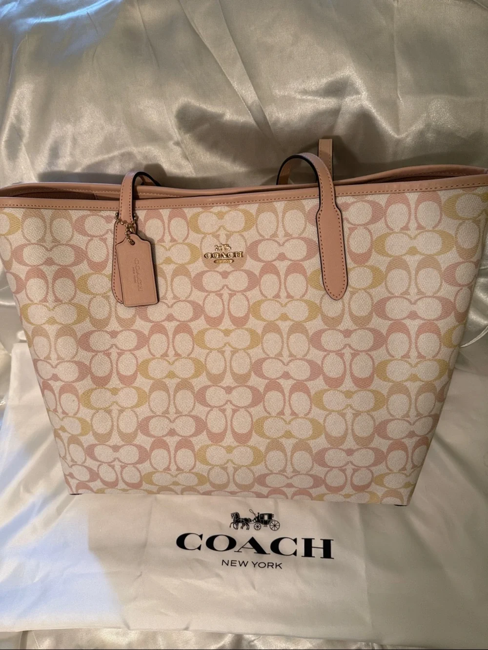 🩷🧡Coach NWT Pink/Peach Signature C Pastel Logo City Tote Bag / Gold Hardware